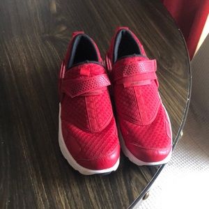 Air Jordan in red sneakers